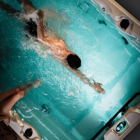 Плавательный спа-бассейн Vortex Spas Aqualounge Плавательный спа-бассейн Vortex Spas Aqualounge
