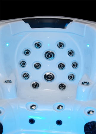 Гидромассажный спа-бассейн Joyee SPA Berlin